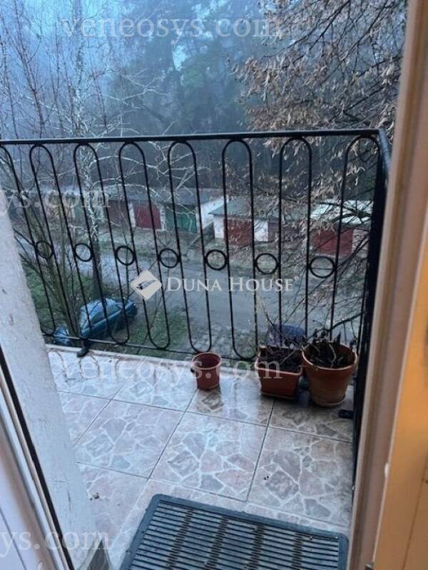 Komló