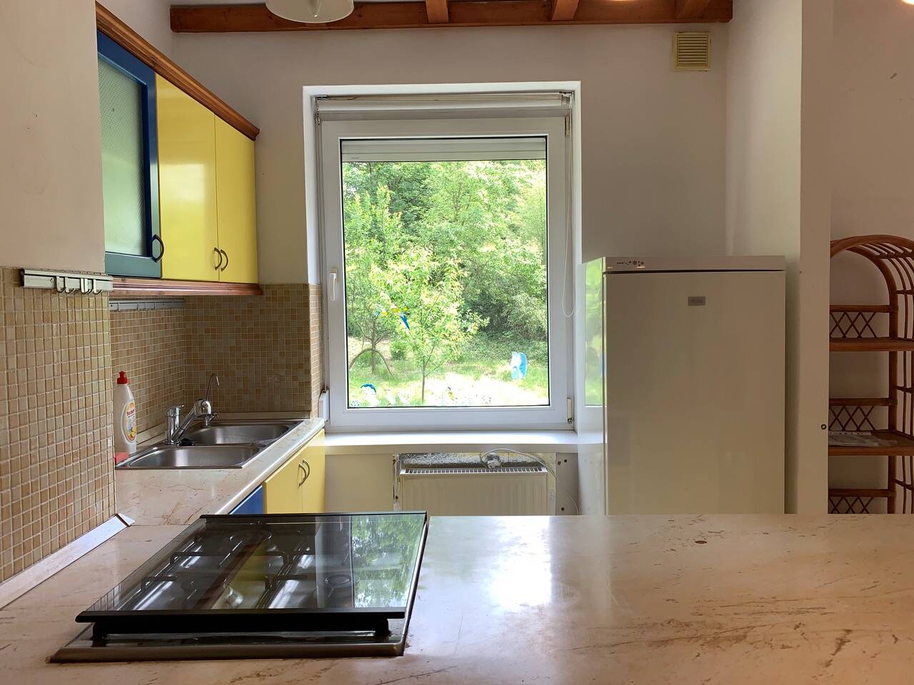 Praktikus Világos Földszinti Lakás!