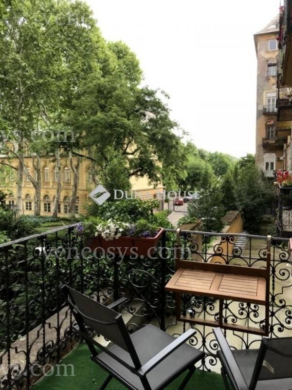 Ingatlan