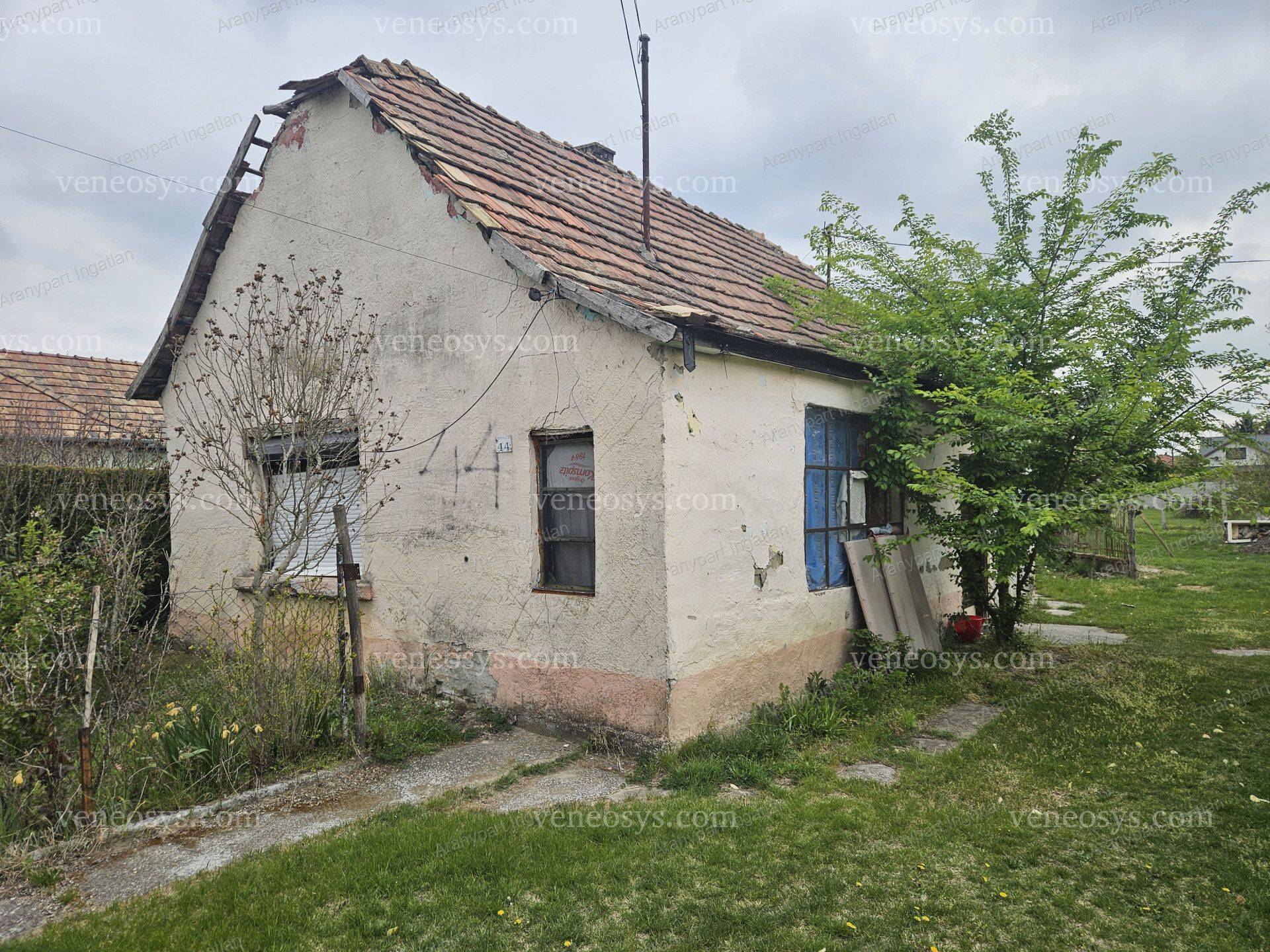 Gönyű