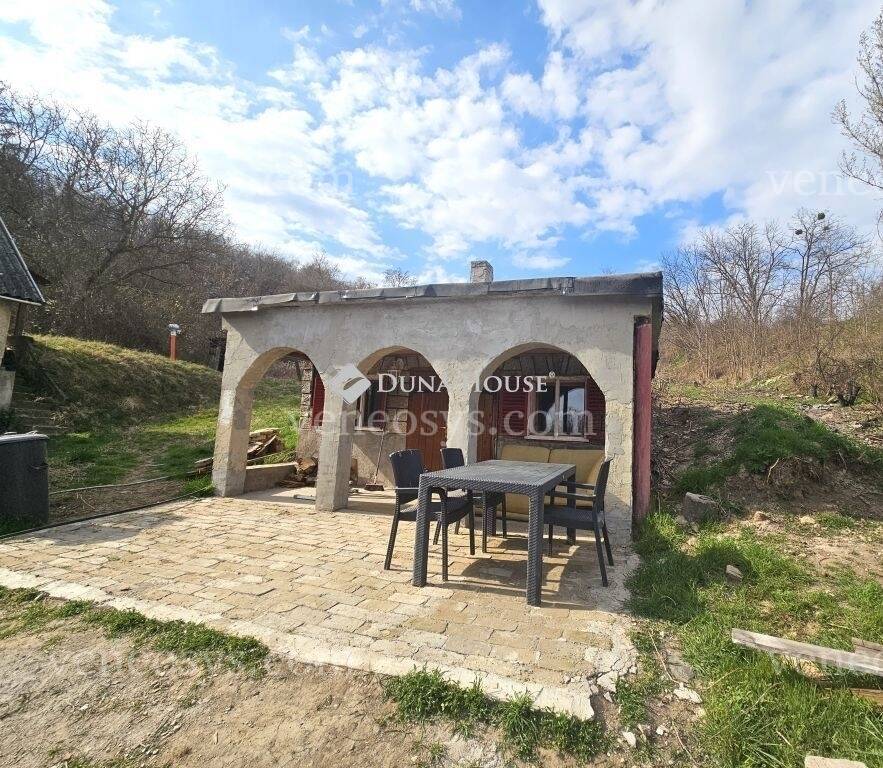 Ingatlan