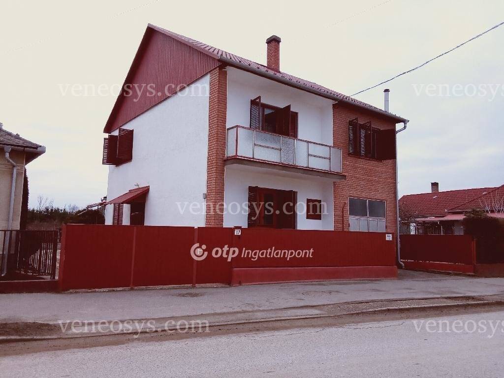 Ingatlan