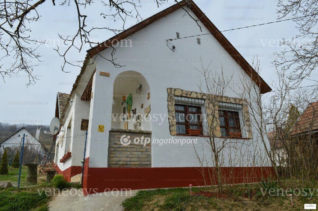 Ingatlan