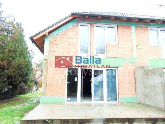 Ingatlan