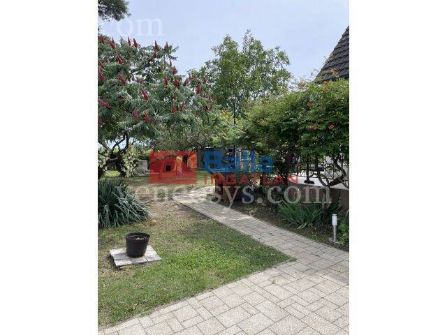 Ingatlan