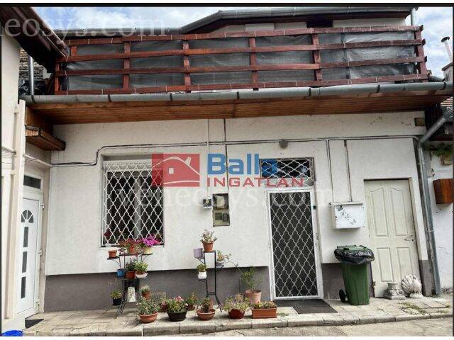 Ingatlan