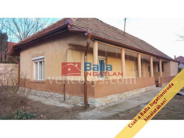 Ingatlan