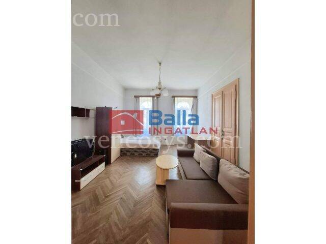 Ingatlan
