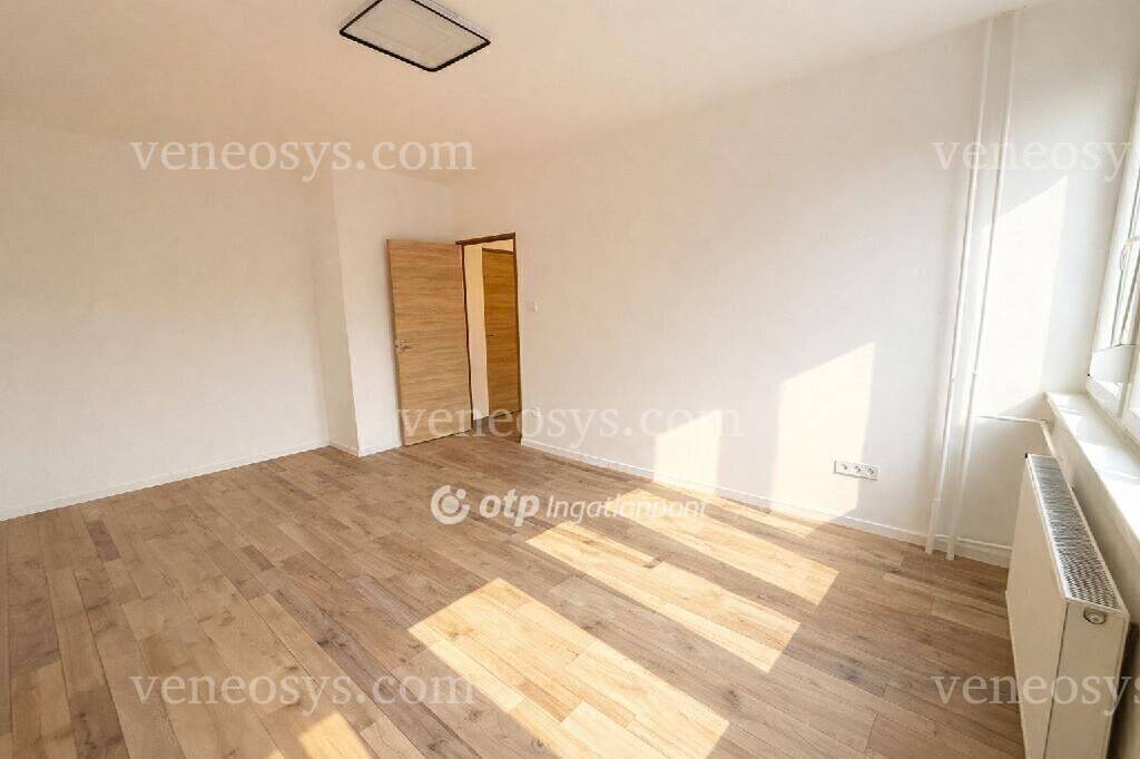 Ingatlan