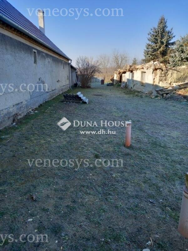 Ingatlan