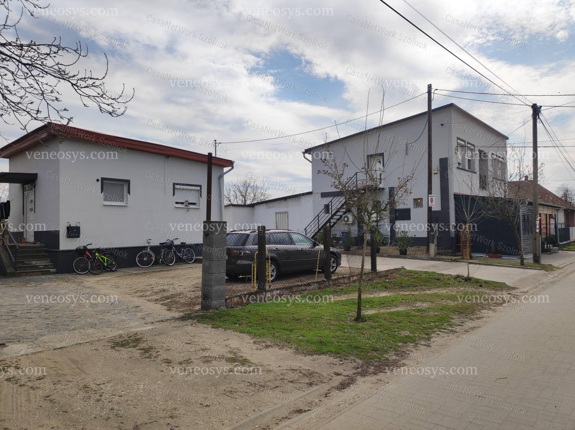 Ingatlan