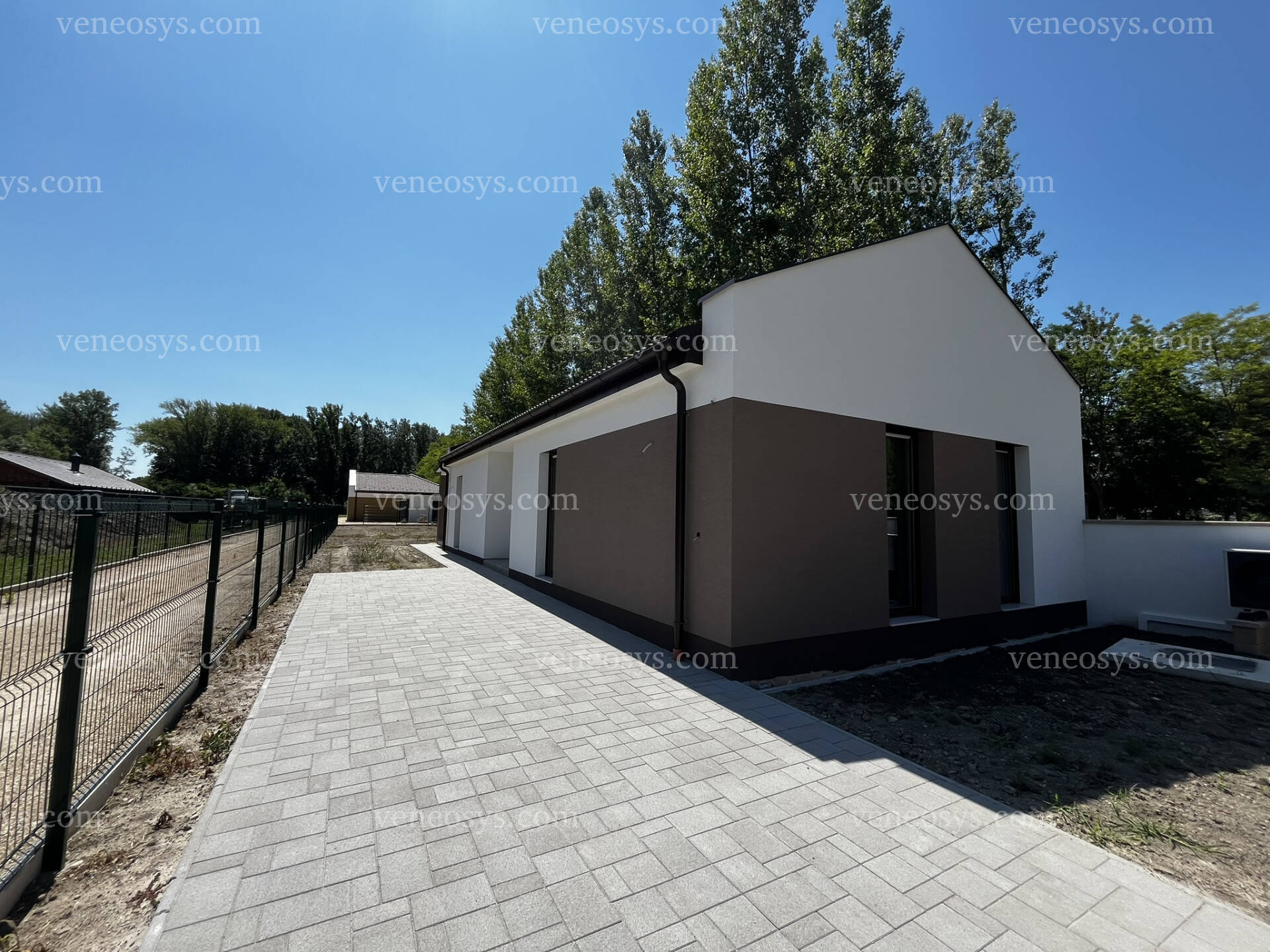 Ingatlan