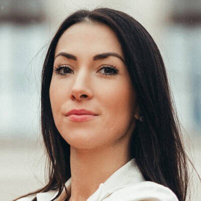 Aradi Barbara